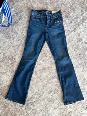 American Eagle Outfitters Women's Dark Blue Flare Jeans